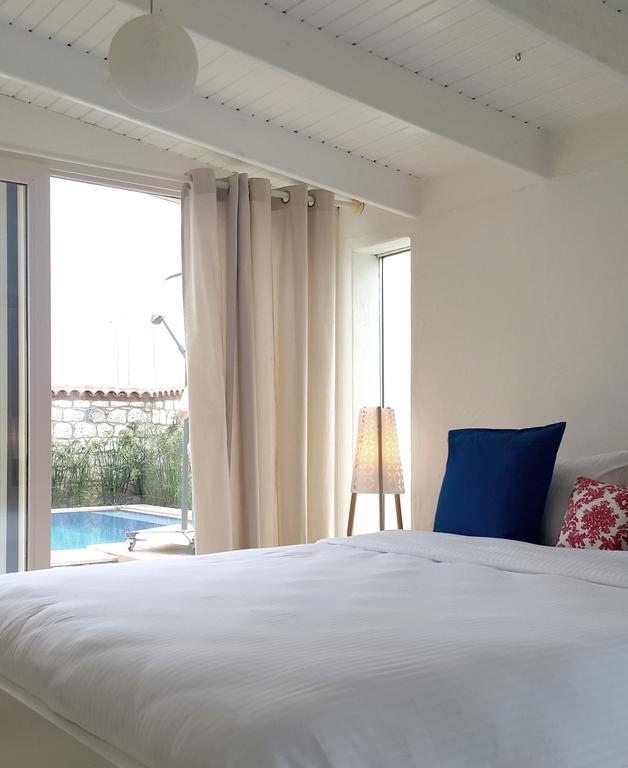 ลูเซ ดีไซน์ โฮเต็ล-สเปเชียล แคตากอรี Hotel อาเลอเจอติ ภายนอก รูปภาพ